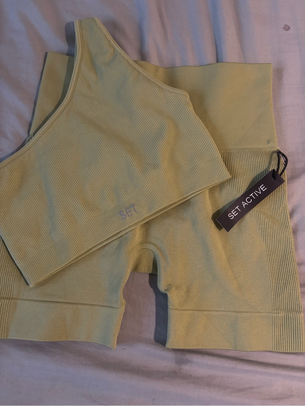 Set Active Green Fall ribbed set